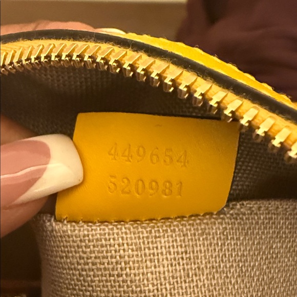Gucci Mustard Yellow Embossed Satchel - Picture 11 of 11